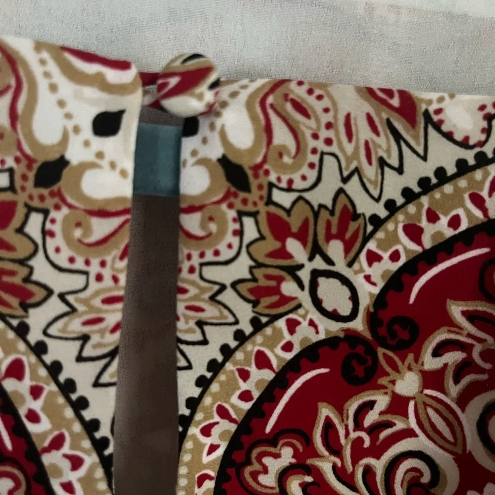 INC International Concepts Red and White Floral Blouse - Picture 6 of 8